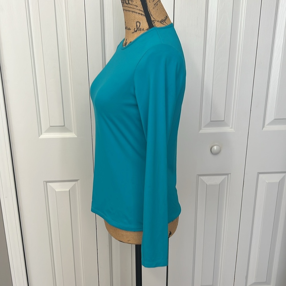 LL Bean Turquoise Rash Guard - Picture 4 of 10